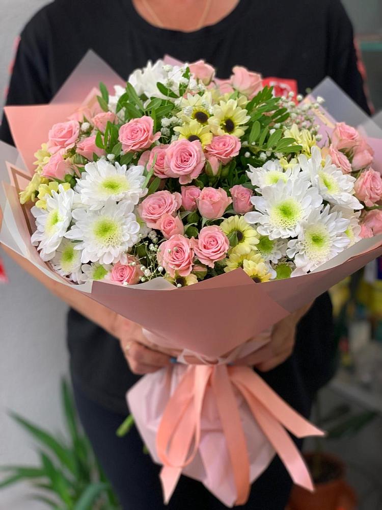 Букет цветов из: Розы и Хризантемы в Орехово-Зуево