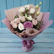 Букет цветов из:  Розы и Лизиантусы в Орехово-Зуево