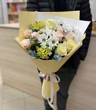 Букет цветов из:  Альстромерии, Розы и Хризантемы в Орехово-Зуево