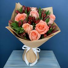 Букет цветов из:  Розы и Альстромерии в Орехово-Зуево