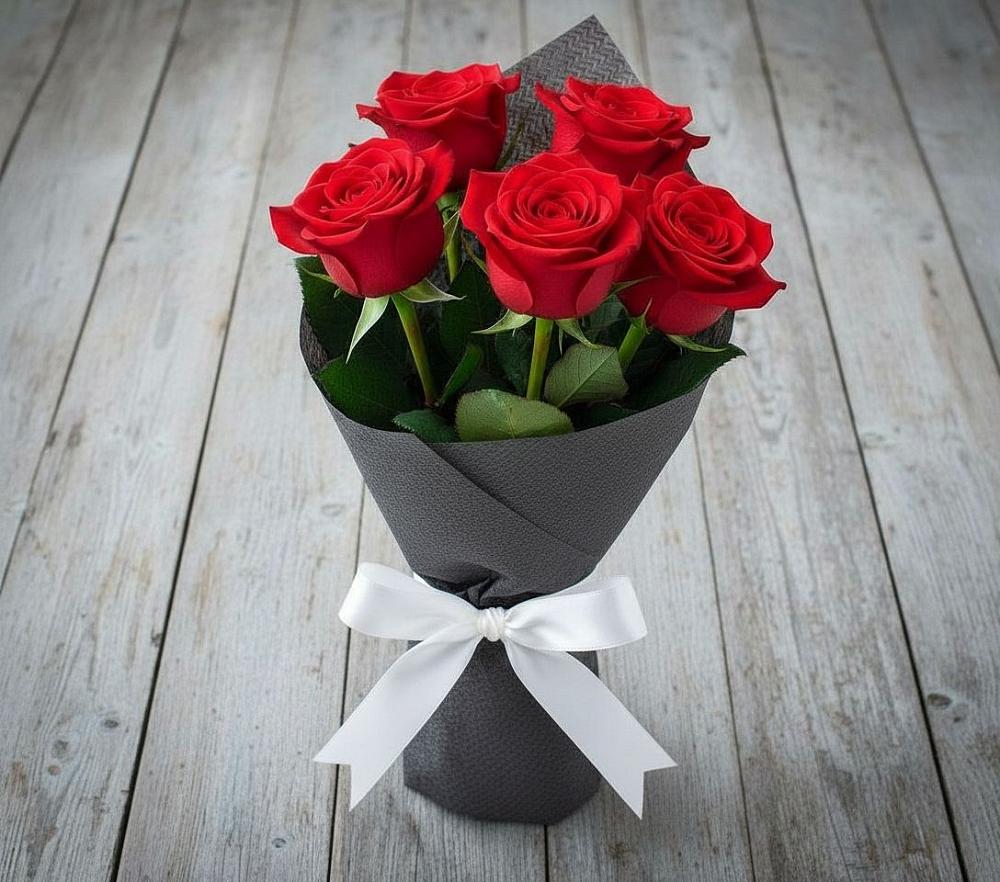 Букет 5 Красных роз Эдлесс Лав в Орехово-Зуево