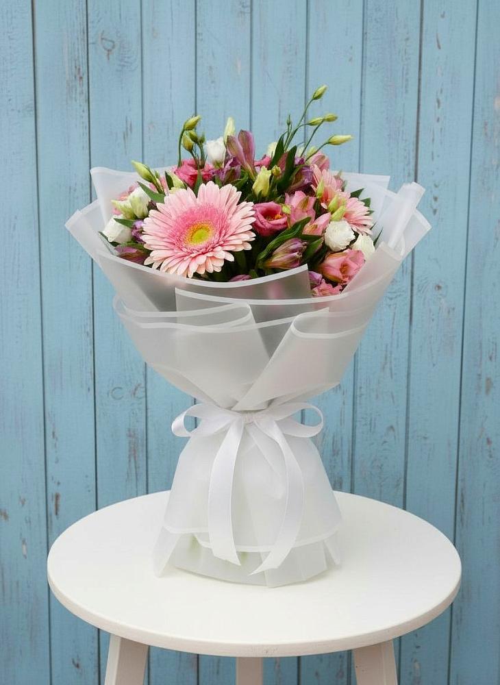 Букет цветов из: Герберы, Альстромерии и Лизиантусы в Орехово-Зуево