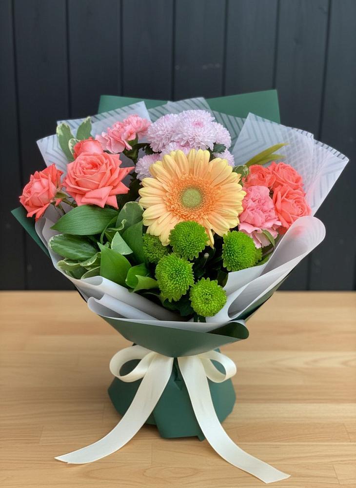 Букет цветов из: Гвоздики, Розы, Герберы и Хризантемы в Орехово-Зуево