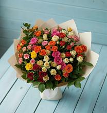 Букет Микс из разноцветных кустовых роз в Орехово-Зуево